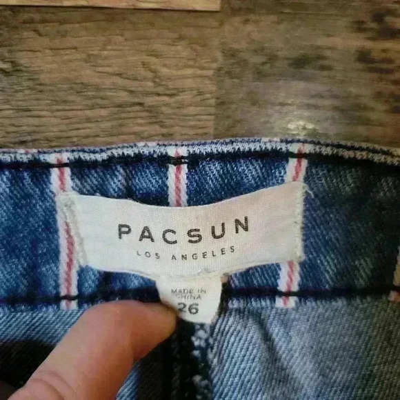 PacSun Red, White, & Blue Denim Skirt Size 26 - Picture 4 of 5